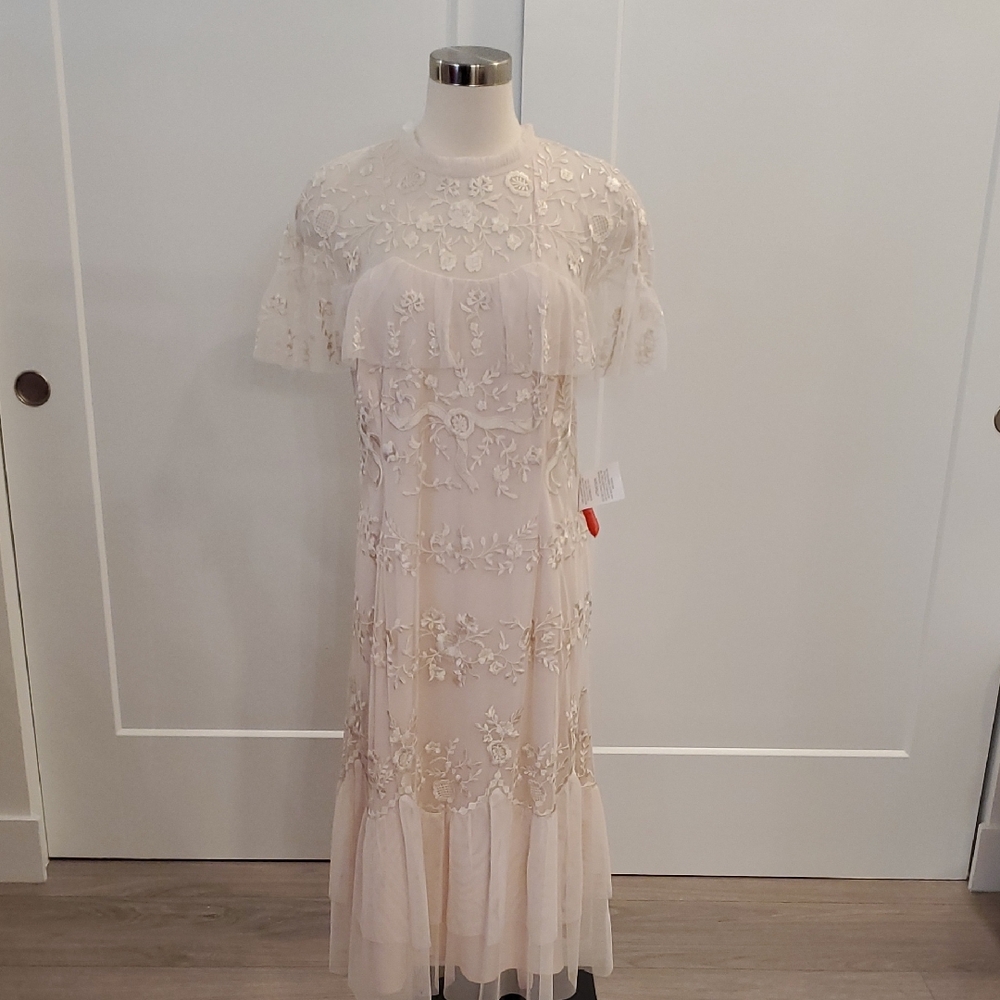 NWT MacDuggal women’s embroidered floral Lace Dress Size 16 - Picture 4 of 10